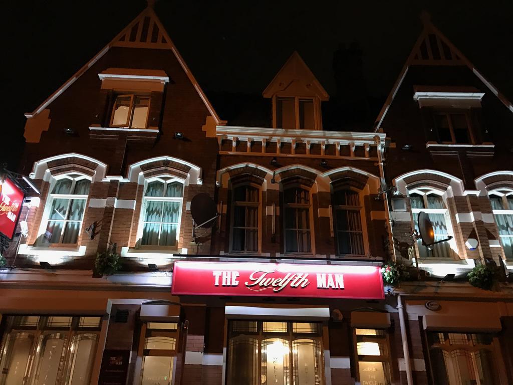 Anfield Accommodation Part Of The Twelfth Man Public House Ливерпуль Экстерьер фото
